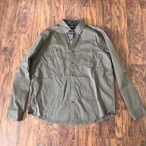 NEW men’s button down